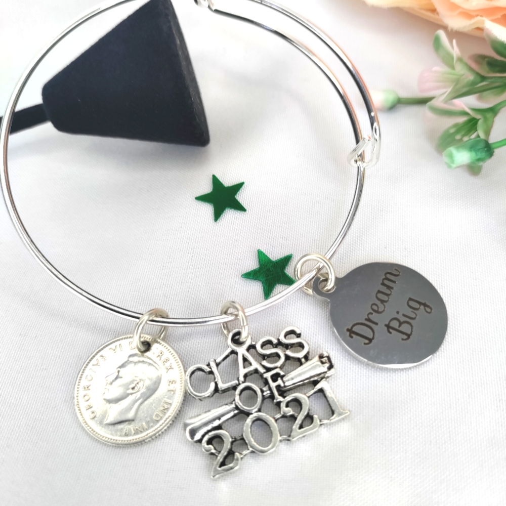Lone spectacular Class of 2021 Dangle bracelet with Canada coin
